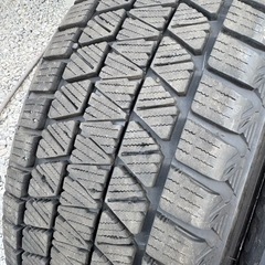 225/55/18冬DM-V3 ２本の画像