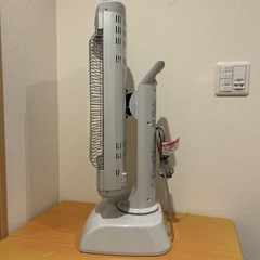ダイキン 遠赤外線暖房機 セラムヒート ERFT11TS-Wの画像