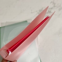 ピンク パペルールリング式ファイル インデックス付きの画像