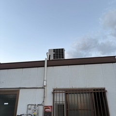 エアコン2台　テレビの画像