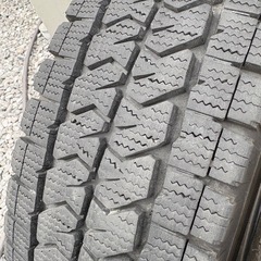 195/80/15LT冬VL10 ２本の画像