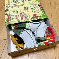 恐竜 レール おもちゃ 線路 男の子の画像