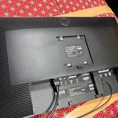 DELL U2713HB WQHD27インチモニター 訳ありの画像