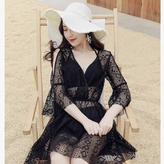 ブラック レース付き ワンピース水着 インナーパンツの画像