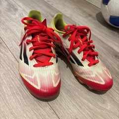 adidas サッカー　スパイク21.5の画像
