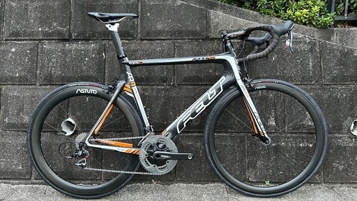 【フルカーボン】新品タイヤ付 7.7kg FELT AR4 サイズ58