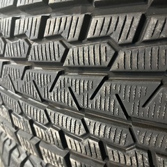 スタッドレスタイヤ　225/65r17の画像