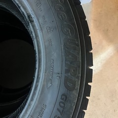 スタッドレスタイヤ　225/65r17の画像
