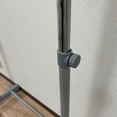 ハンガーラックの画像