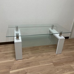 ガラステーブル　テーブルの画像