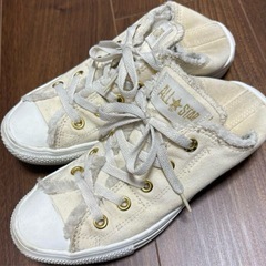 コンバース⭐︎オールスター　ボアスニーカー23cmの画像