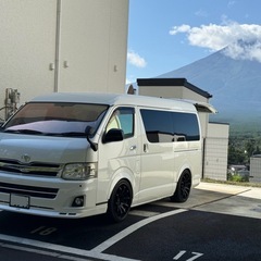 トヨタ　ハイエースバン　ワイド　ミドルルーフ　車検ありの画像