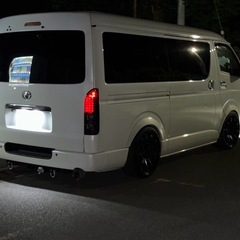 トヨタ　ハイエースバン　ワイド　ミドルルーフ　車検ありの画像