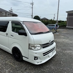 トヨタ　ハイエースバン　ワイド　ミドルルーフ　車検ありの画像
