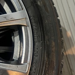 スタッドレスタイヤ　205/60r16の画像