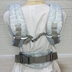 1500円お値下げしました‼️　［美品✨］ 手洗い済み❗️ 正規品　現行販売モデル❗️　エルゴベビー　アダプト ソフトフレックス　メッシュ　0ヶ月〜4歳頃まで🎁ベビー用品100点以上在庫あり！の画像