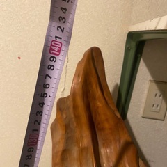 木製の置き物(天然石？つき)の画像