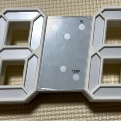 【おしゃれ】デジタル時計の画像