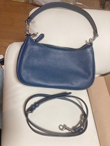 新品未使用　COACH ネイビー ショルダーバッグ
