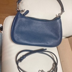 新品未使用　COACH ネイビー ショルダーバッグの画像