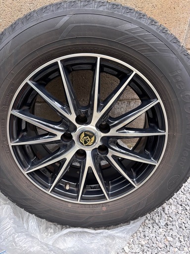 【値下】ice GUARD IG60 215/65R16 タイヤホイールセット