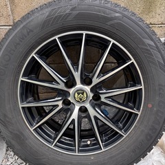 ice GUARD IG60 215/65R16 タイヤホイールセットの画像