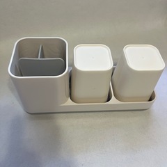 新品★歯ブラシ立て 歯ブラシスタンド コップ2個付き 置き型 ホワイト 洗面収納の画像