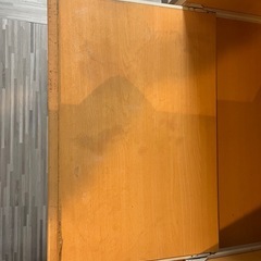 食器棚の画像