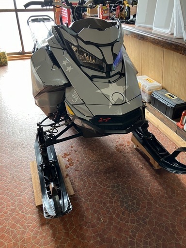 19年　skidoo ski dooスノーモービル g4