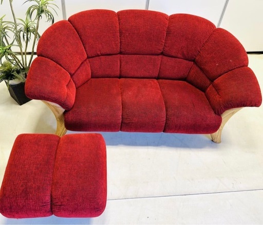 赤いソファオットマン付き！