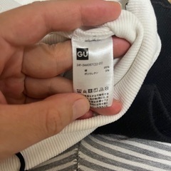 GU✨シンプル✨お洒落柄✨スエット風素材✨半袖Tシャツ✨リブTシャツ✨の画像