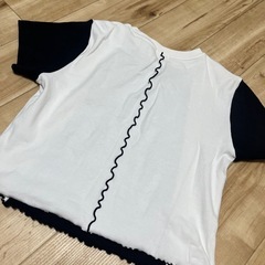 GU✨シンプル✨お洒落柄✨スエット風素材✨半袖Tシャツ✨リブTシャツ✨の画像