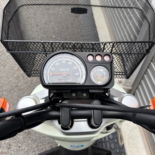 4299.自賠責R9年10月まで　VOX50 貴重なキャリア付属　千葉県柏市　即日配送、自走引き取りも可能