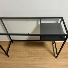 ガラステーブル
の画像