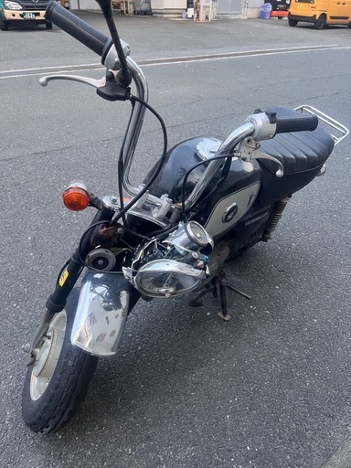 バイク部品どり　早い者勝ちです。