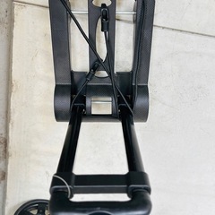 折りたためる台車の画像