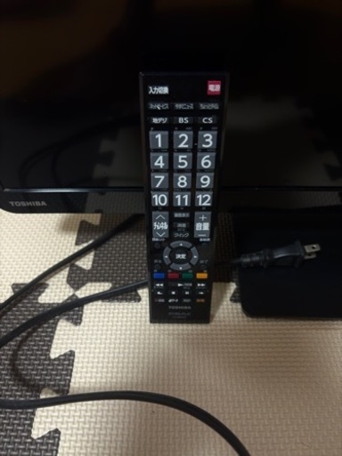 お取り引き終了】東芝REGZA 32V型 液晶テレビ リモコン付き