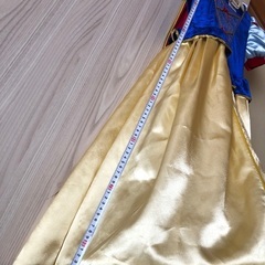 used 白雪姫 スノーホワイト 120 ドレス プリンセス 姫 ディズニー 衣装 ワンピース 110 130 ディズニーストアの画像