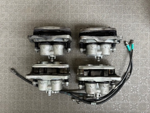 86 GTリミテッド　純正ブレーキキャリパー