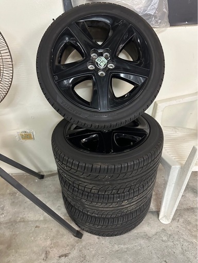 プリウス　50 純正アルミ　17