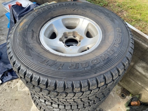 値引き可　315/75r16 スタッドレス　ランドクルーザー　ランクル