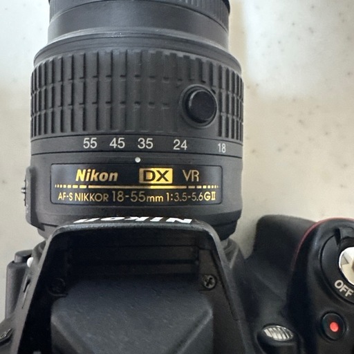 Nikon D3300デジタル一眼レフ 18-55mmレンズ付き