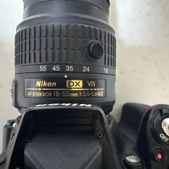 Nikon D3300デジタル一眼レフ 18-55mmレンズ付きの画像