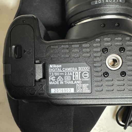 Nikon D3300デジタル一眼レフ 18-55mmレンズ付き