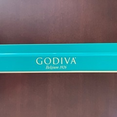 GODIVA　ゴディバ　京都国立近代美術館　限定ギフト缶 上野リチ　あじさいの画像