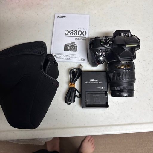Nikon D3300デジタル一眼レフ 18-55mmレンズ付き