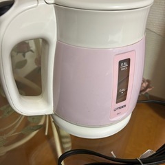 TIGER 電気ケトル 0.8L ピンクの画像