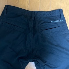 オークリーゴルフカーゴパンツの画像