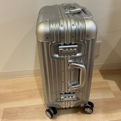 博多区美野島まで来ていただける方・超美品　40L スーツケースの画像