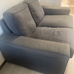 IKEA 2人掛けソファの画像